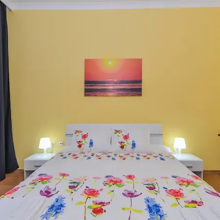 Appartamento Sweet - Spacious Two Bedroom On Dondukov Boulevard