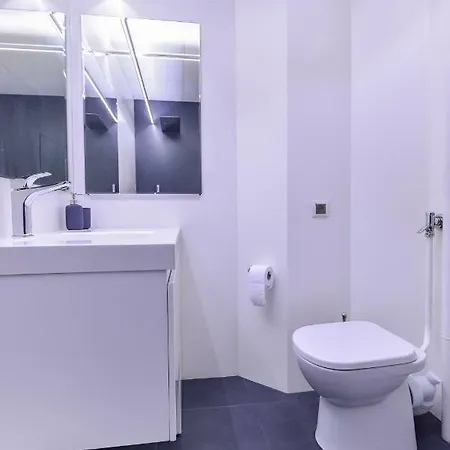 Sweet - Spacious Two Bedroom On Dondukov Boulevard Sofia