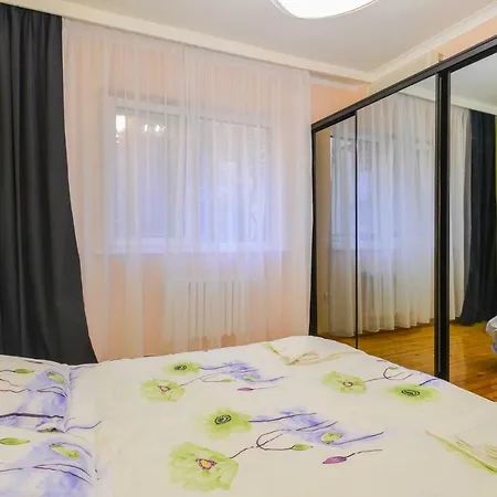 Sweet - Spacious Two Bedroom On Dondukov Boulevard Sofia